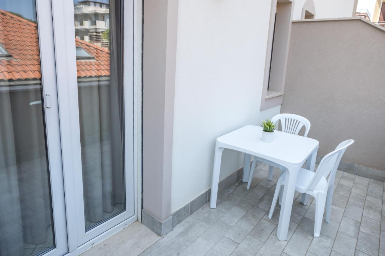 Rimini Bay Suites&Residence Exteriér fotografie