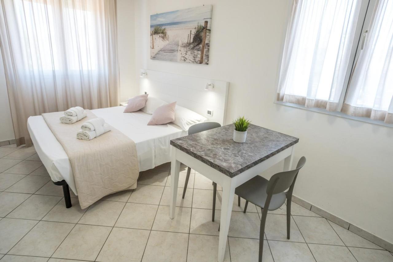Rimini Bay Suites&Residence Exteriér fotografie