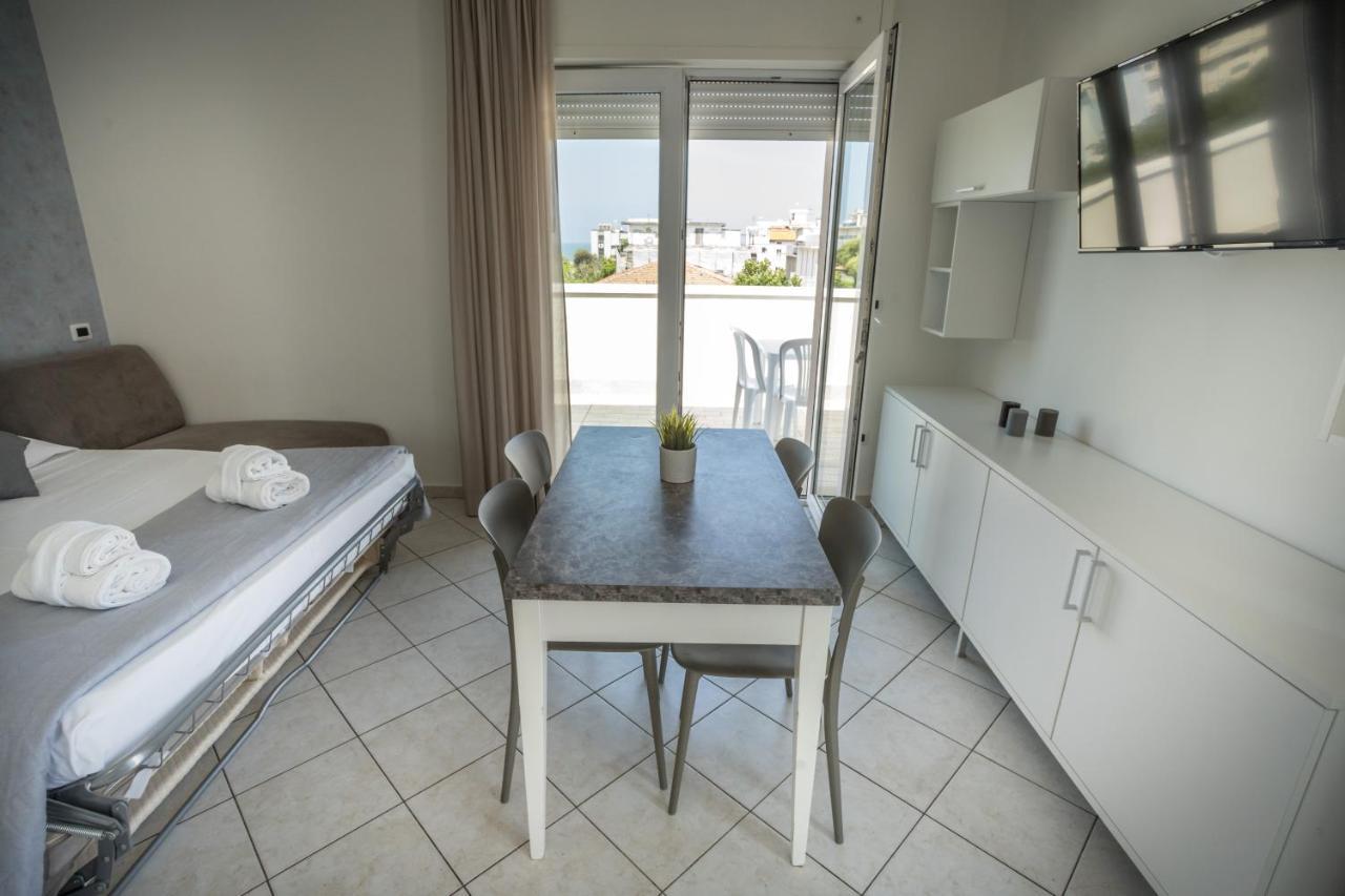 Rimini Bay Suites&Residence Exteriér fotografie