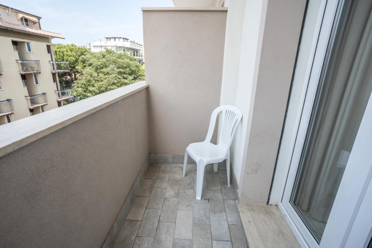 Rimini Bay Suites&Residence Exteriér fotografie