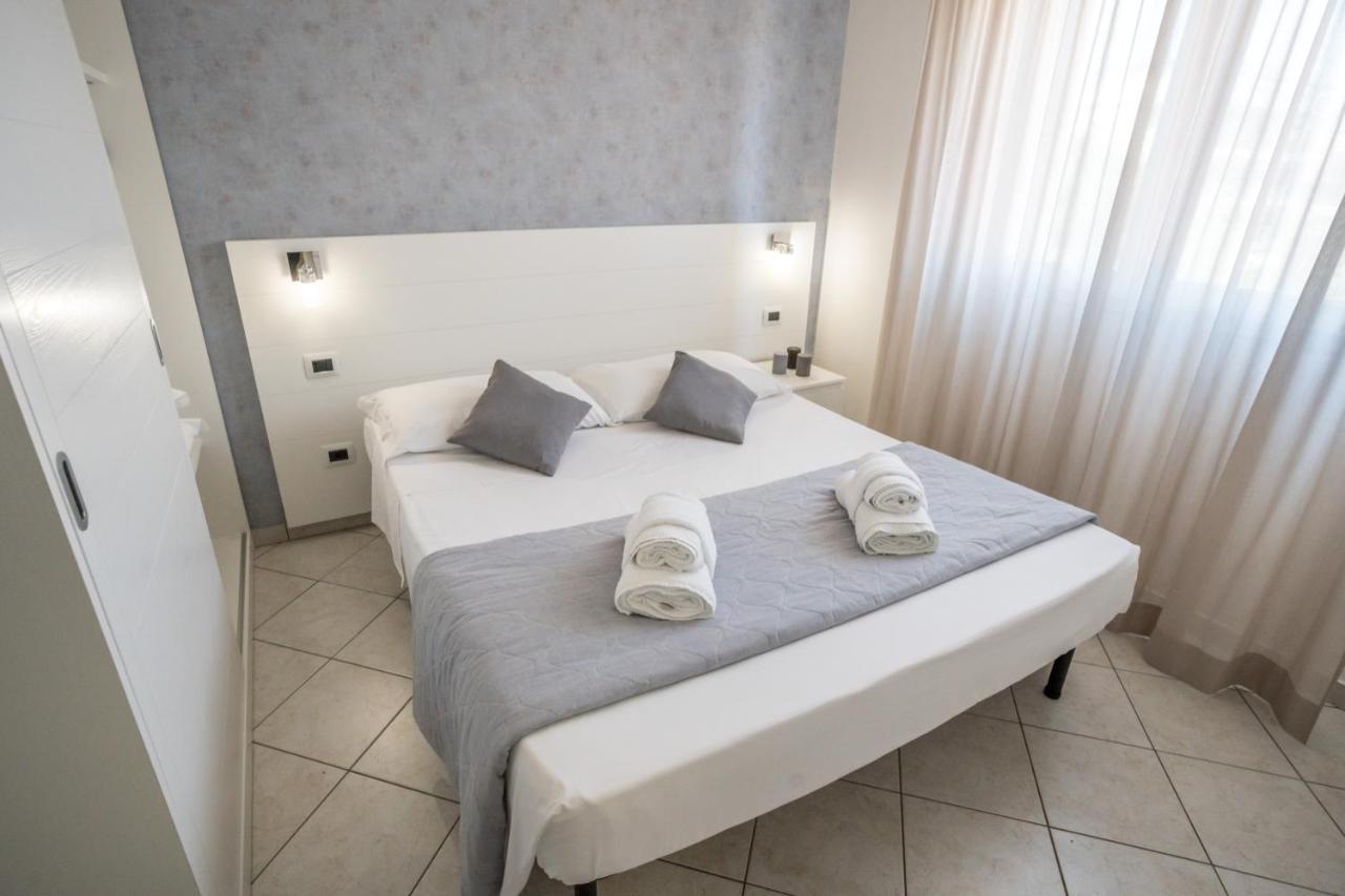 Rimini Bay Suites&Residence Exteriér fotografie