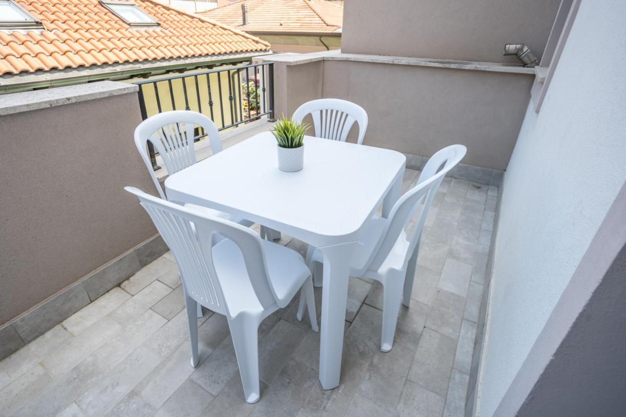 Rimini Bay Suites&Residence Exteriér fotografie